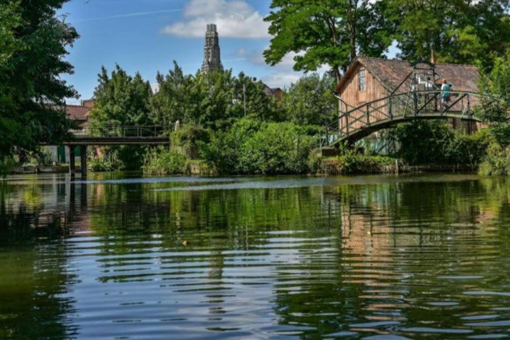 Maison Famille-Confort-Terrasse Jardin-Vue Cathedrale Amiens Ngoại thất bức ảnh